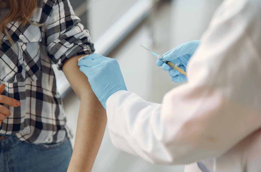 Vaccination Leave Tax Credit Available for Small and Medium Employers