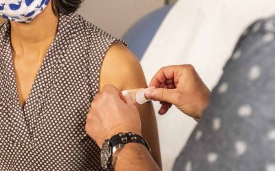 What Employers Need to Know About Employee COVID-19 Vaccine Cards