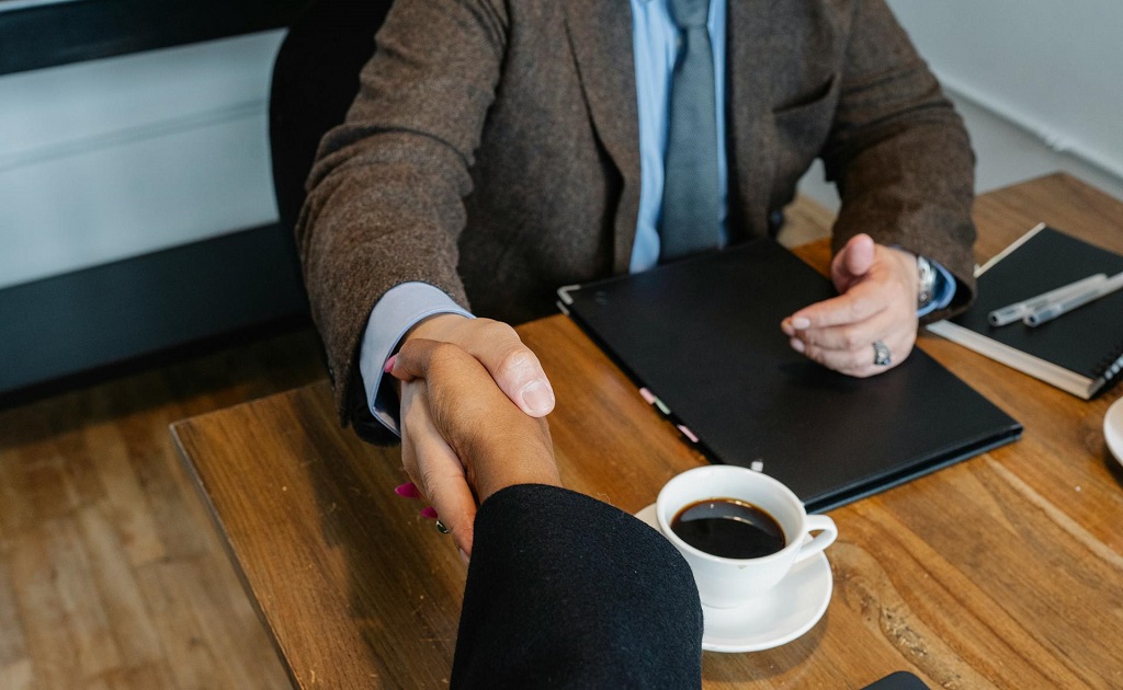 employees trust hr