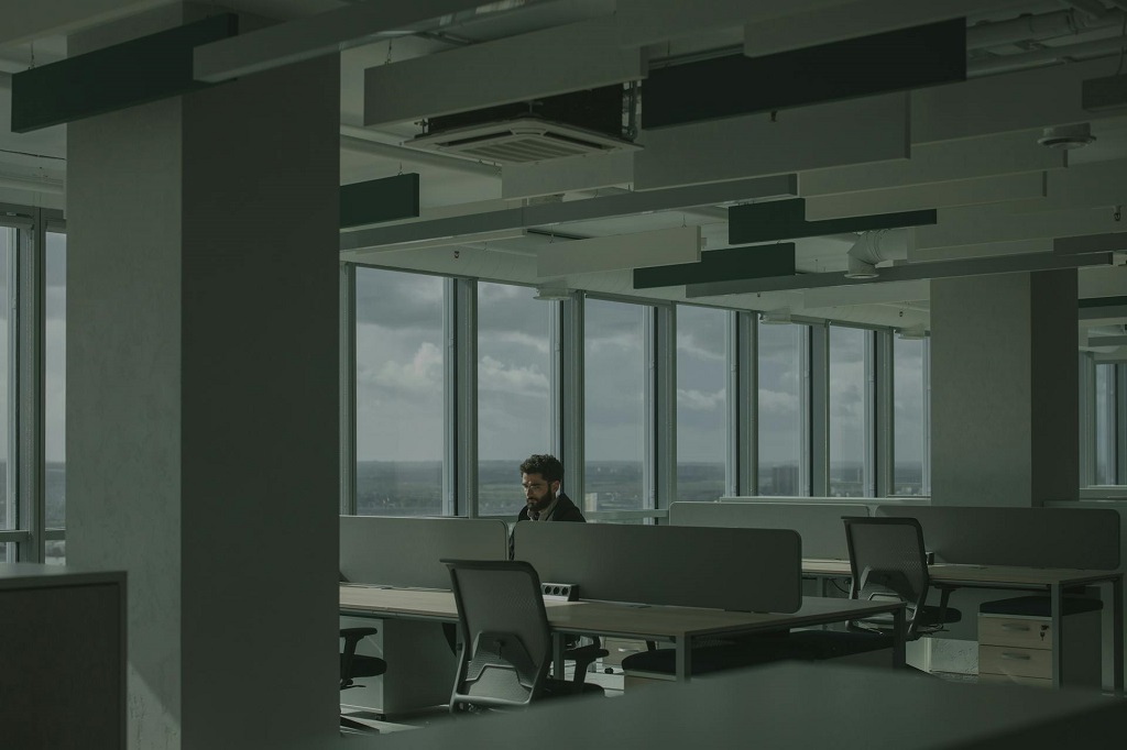 reduce absenteeism workplace