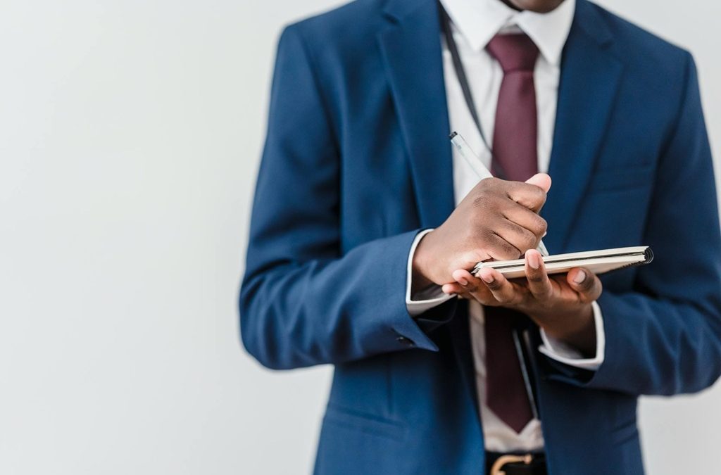 9 Tasks that Should Be on Your 2025 Year-end HR Checklist