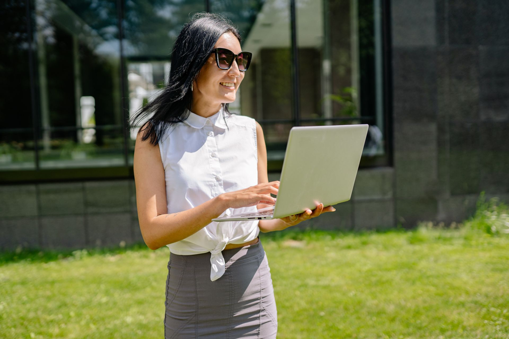 Top 5 HR Issues Businesses Face During the Summer