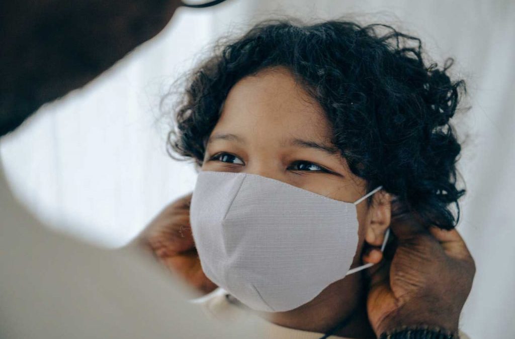 How to Help Your Child Wear a Mask During the Pandemic