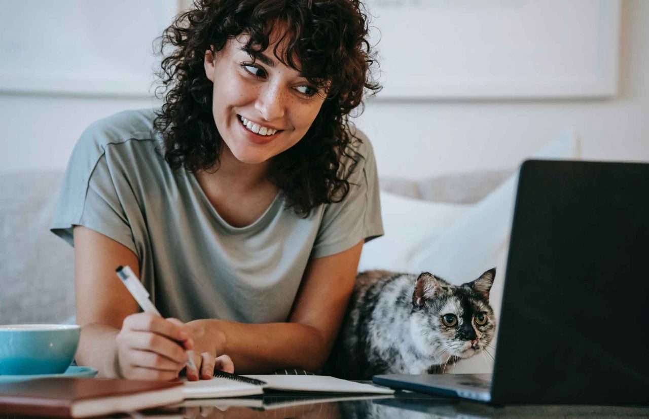 How to Pay Your Nanny Legally in 2021 and Save Money