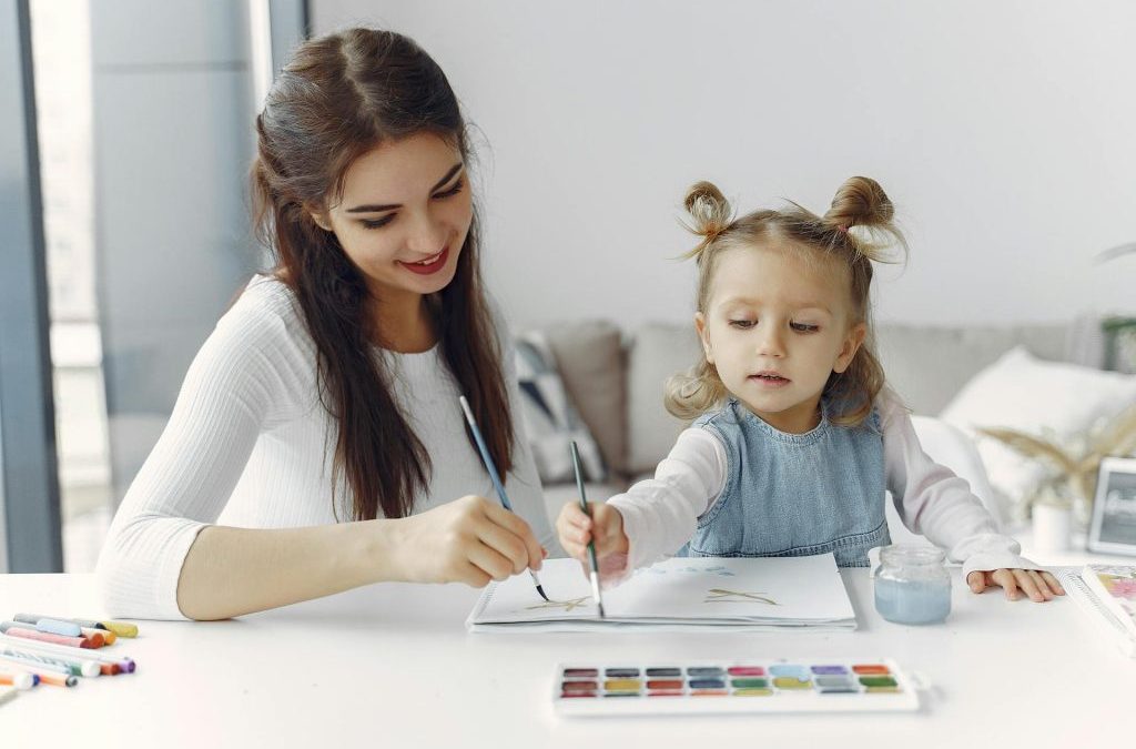What are the Benefits of Legally Paying Your Nanny?
