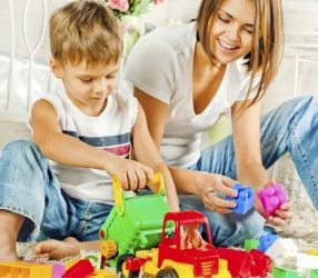 Nanny and Au Pair: What’s the Difference?